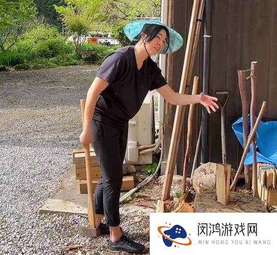 揭秘日本偷拍胖体老太视频背后的社会现象与法律争议