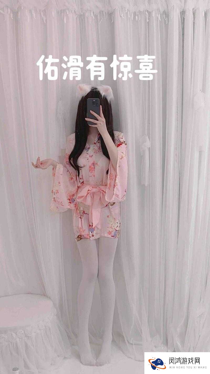 少萝为什么喜欢穿白丝?白丝对少萝的吸引力在哪里?