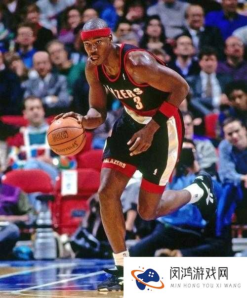 NBA梦之队罗宾逊究竟实力如何？全面解析罗宾逊技能属性揭秘