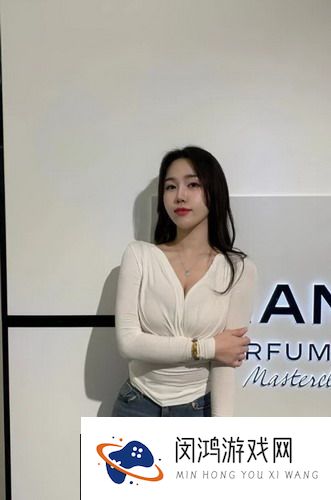 躁老太老太騷bbbb，变化多端，网友：真是个奇葩！