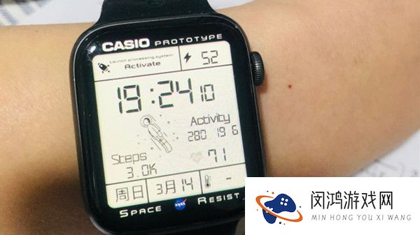 iWatch苹果手表设置：如何快速更改太空人表盘及其特点