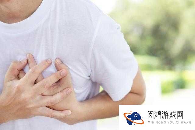 两个男的吃我的乳头怎么办？如何处理这种尴尬情境并寻找解决方案